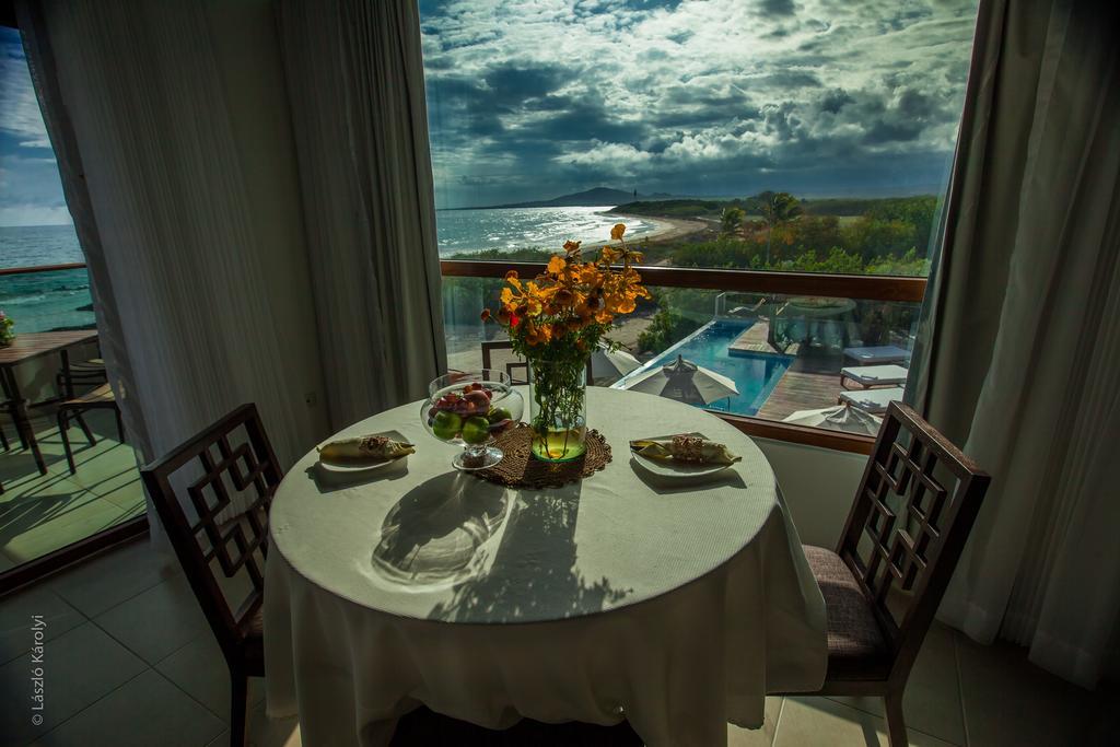 Iguana Crossing Boutique Hotel Puerto Villamil Ngoại thất bức ảnh