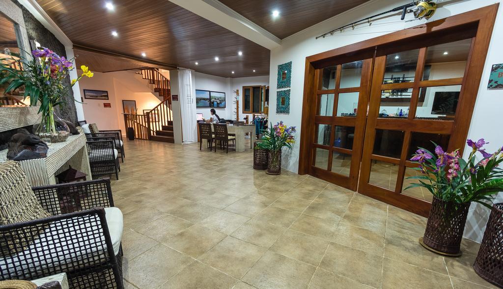 Iguana Crossing Boutique Hotel Puerto Villamil Ngoại thất bức ảnh