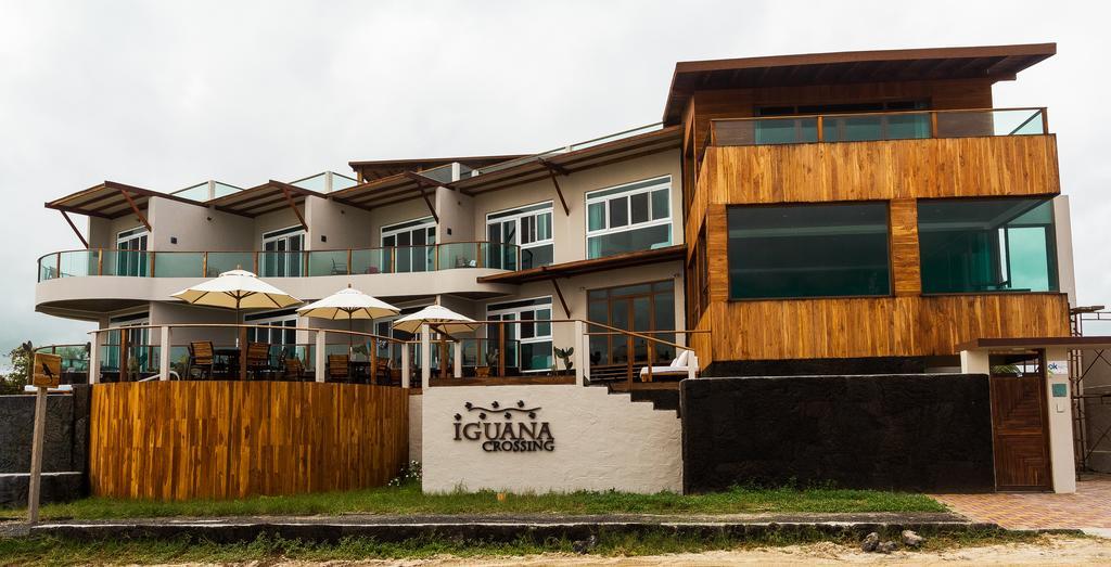 Iguana Crossing Boutique Hotel Puerto Villamil Ngoại thất bức ảnh