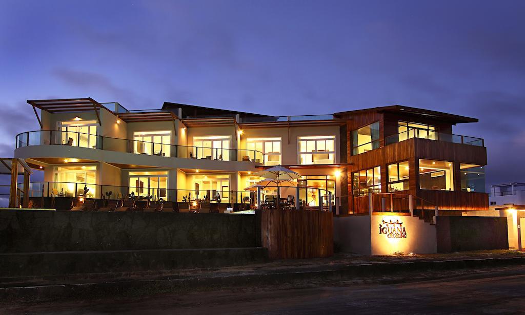 Iguana Crossing Boutique Hotel Puerto Villamil Ngoại thất bức ảnh