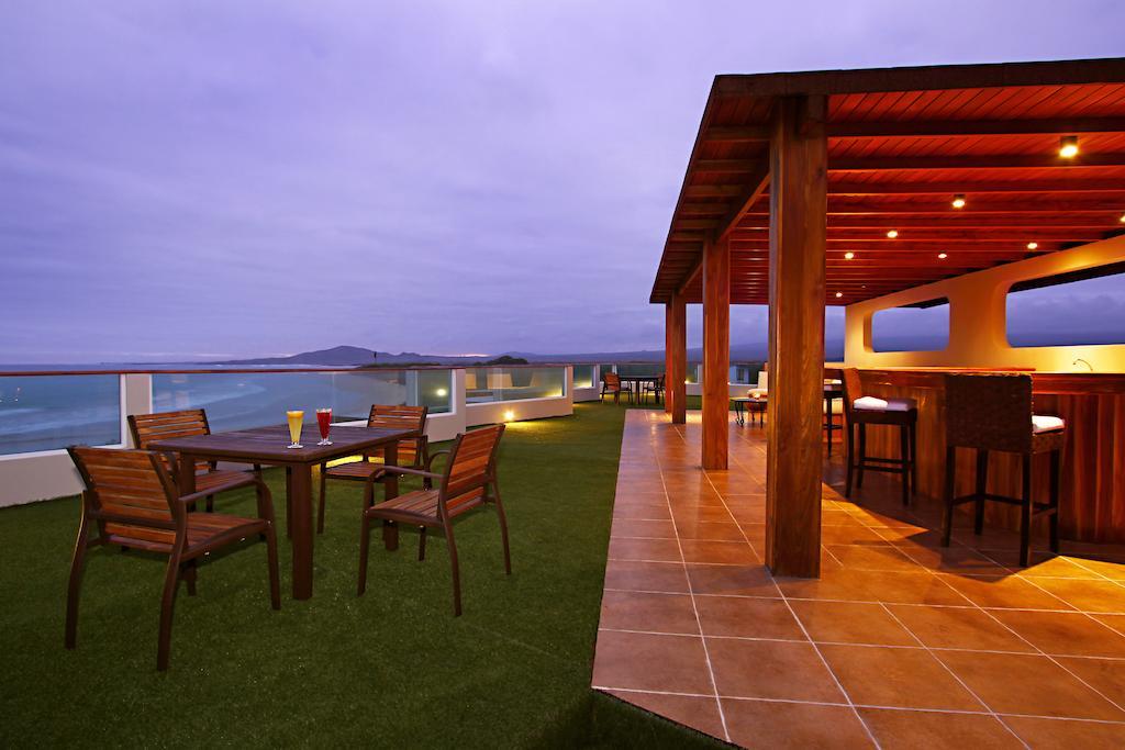 Iguana Crossing Boutique Hotel Puerto Villamil Ngoại thất bức ảnh