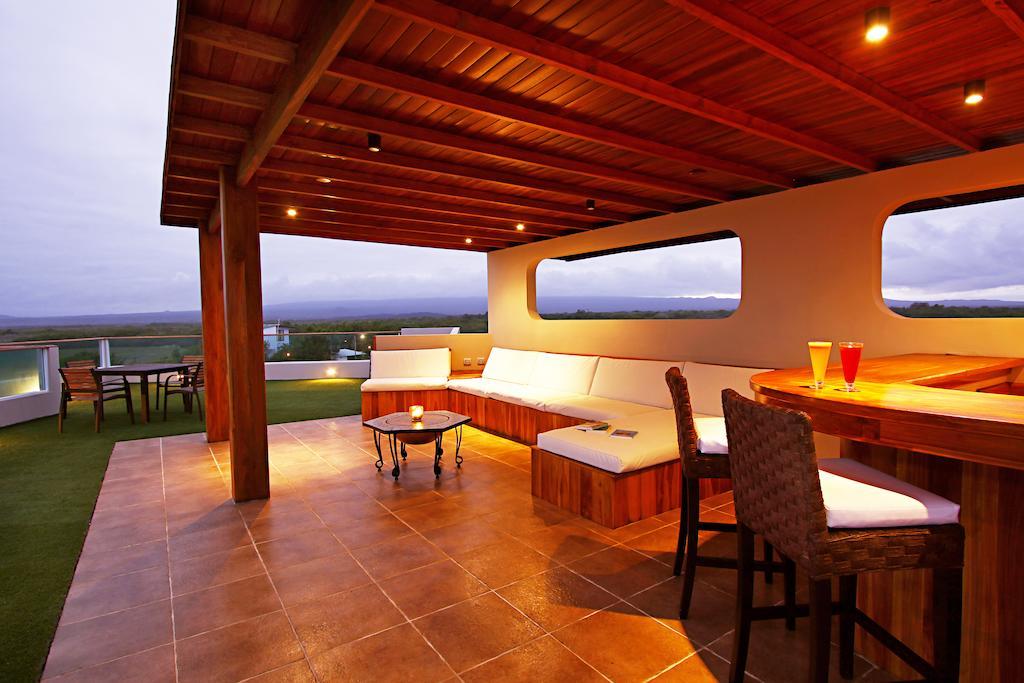 Iguana Crossing Boutique Hotel Puerto Villamil Ngoại thất bức ảnh