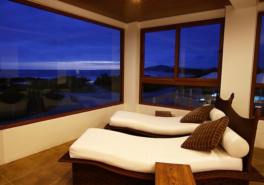 Iguana Crossing Boutique Hotel Puerto Villamil Ngoại thất bức ảnh