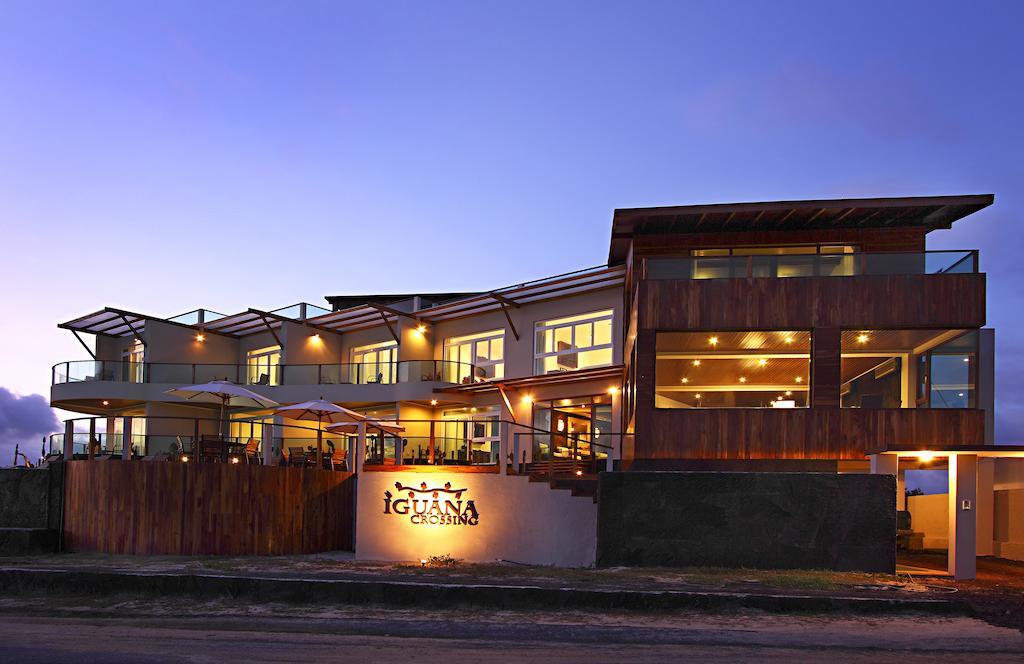 Iguana Crossing Boutique Hotel Puerto Villamil Ngoại thất bức ảnh