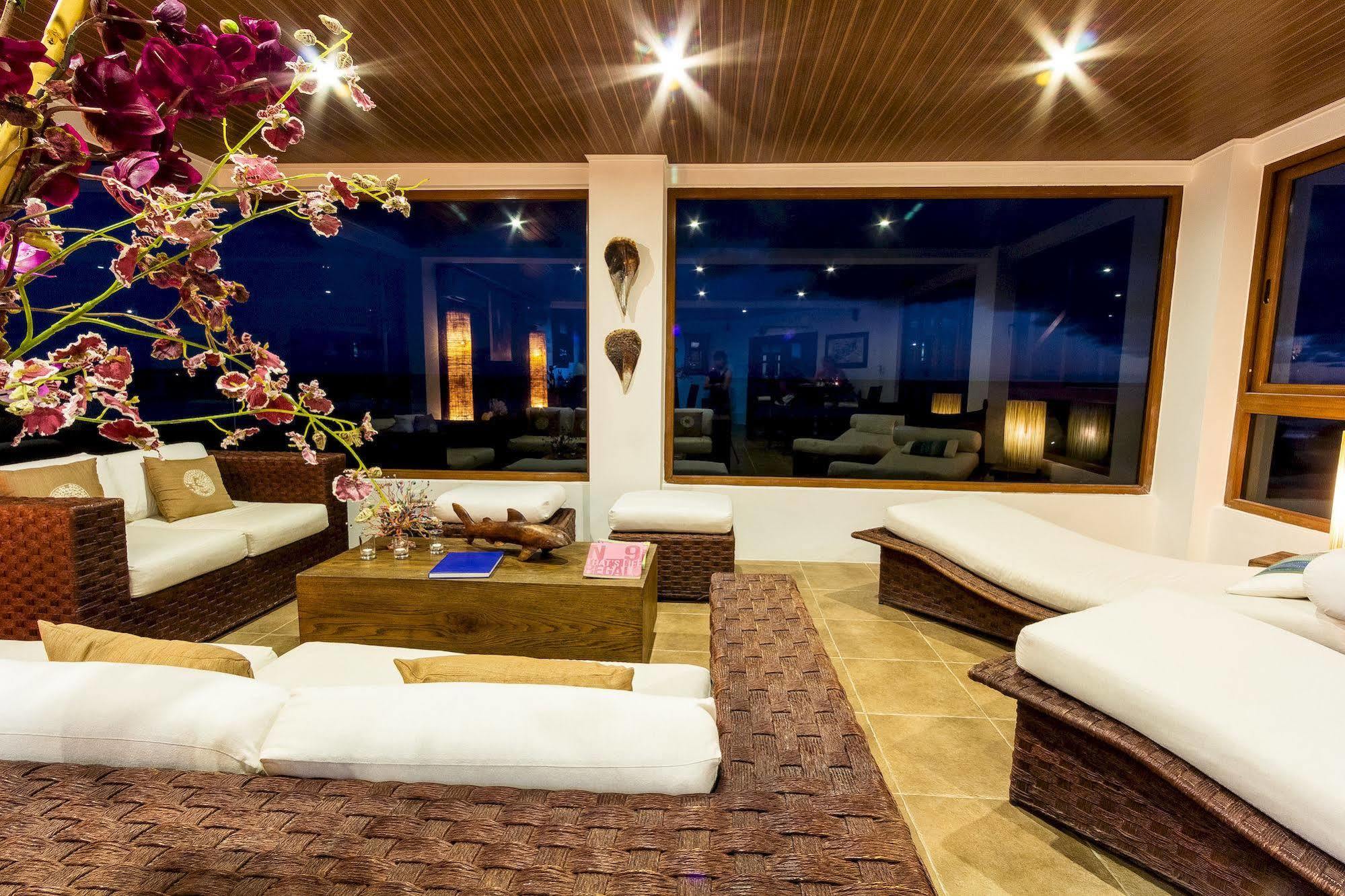 Iguana Crossing Boutique Hotel Puerto Villamil Ngoại thất bức ảnh