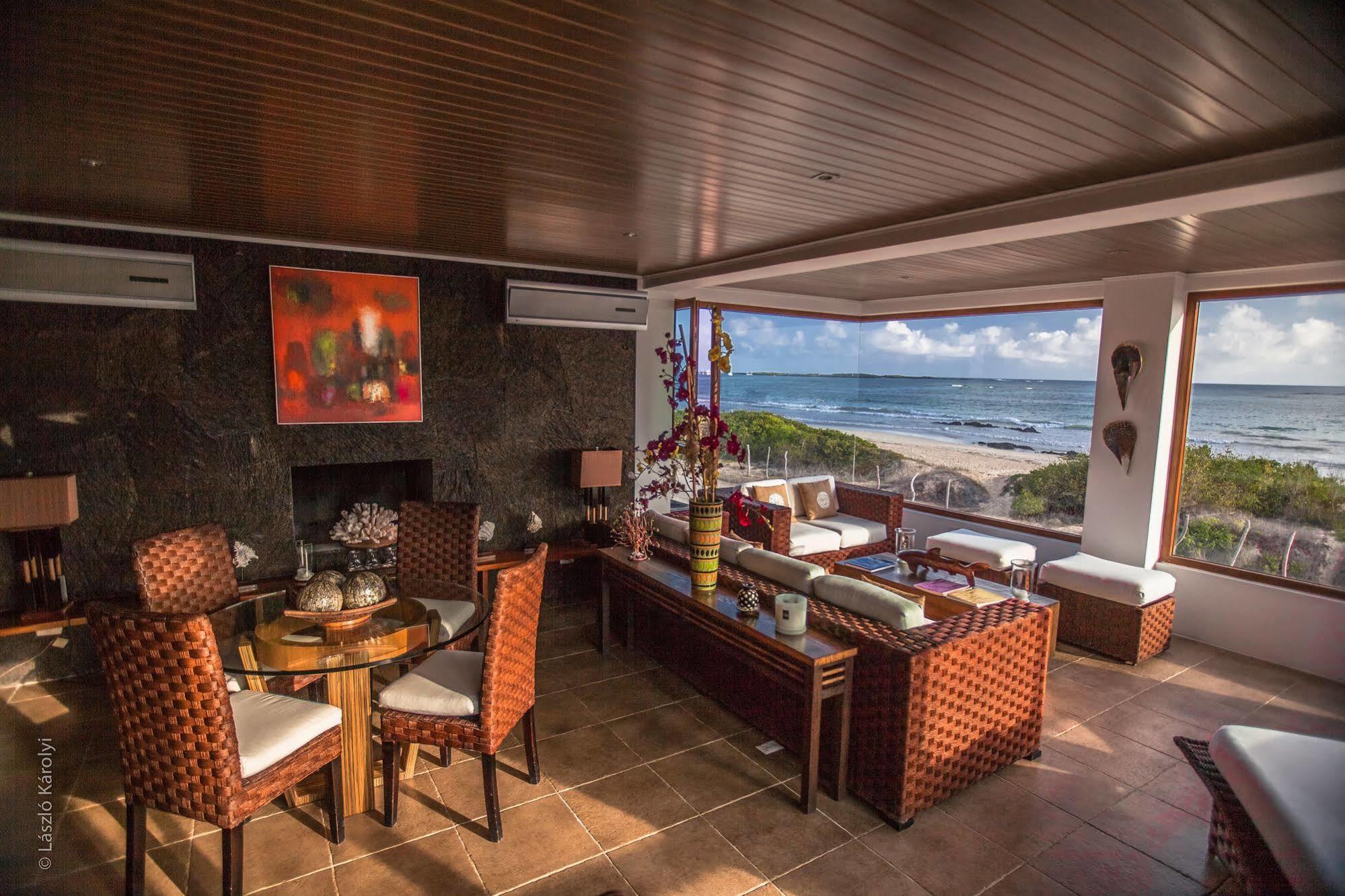 Iguana Crossing Boutique Hotel Puerto Villamil Ngoại thất bức ảnh